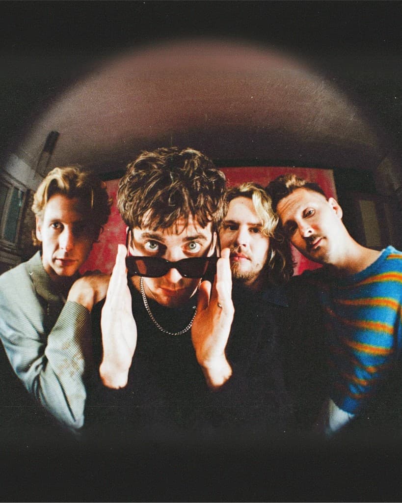 Circa Waves